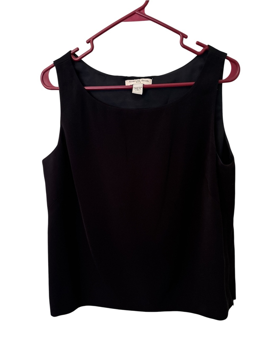 Amanda Smith Black Scoop Neck Sleeveless Camisole